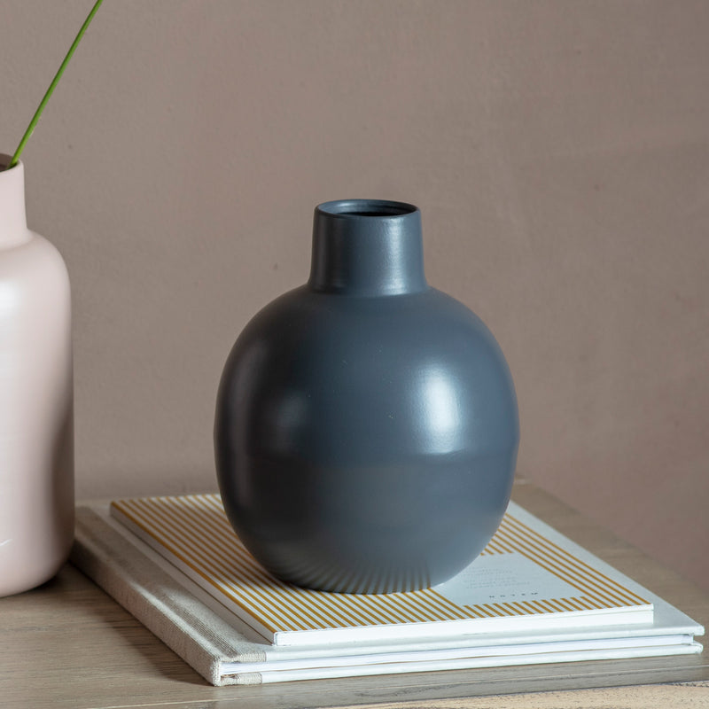 Keyes Vase - Grey